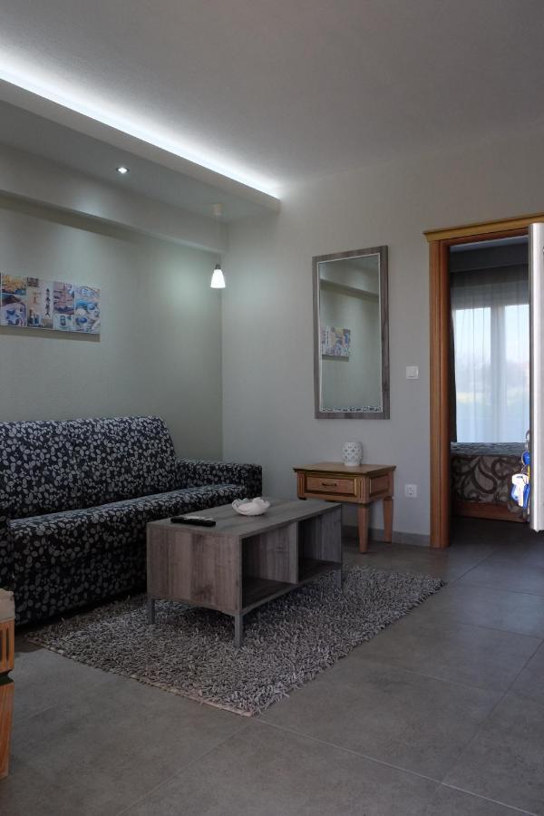 Onar By The Sea Luxurious Apartments Флогіта Екстер'єр фото