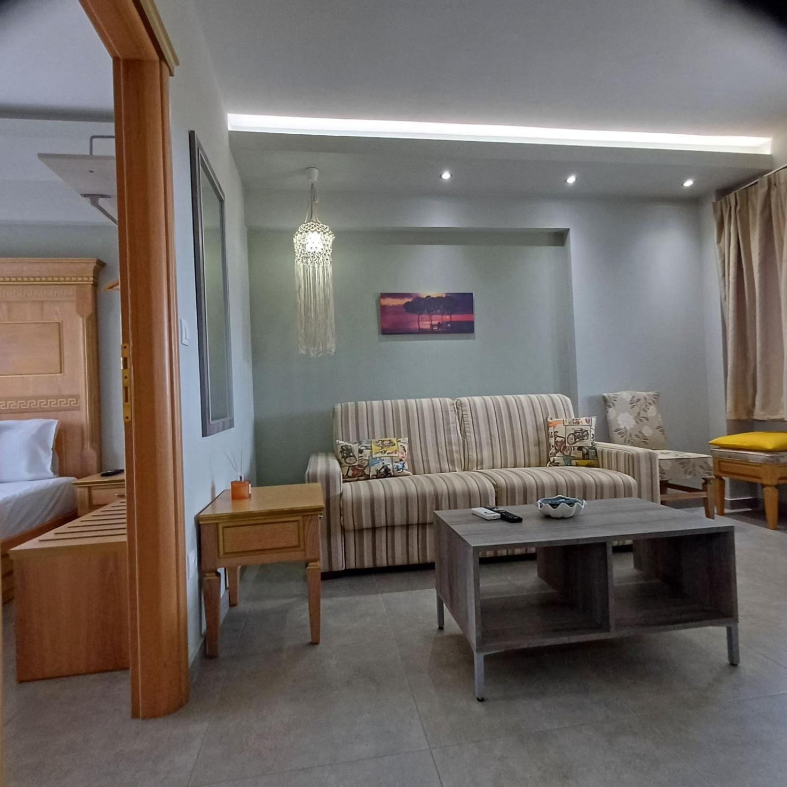 Onar By The Sea Luxurious Apartments Флогіта Екстер'єр фото