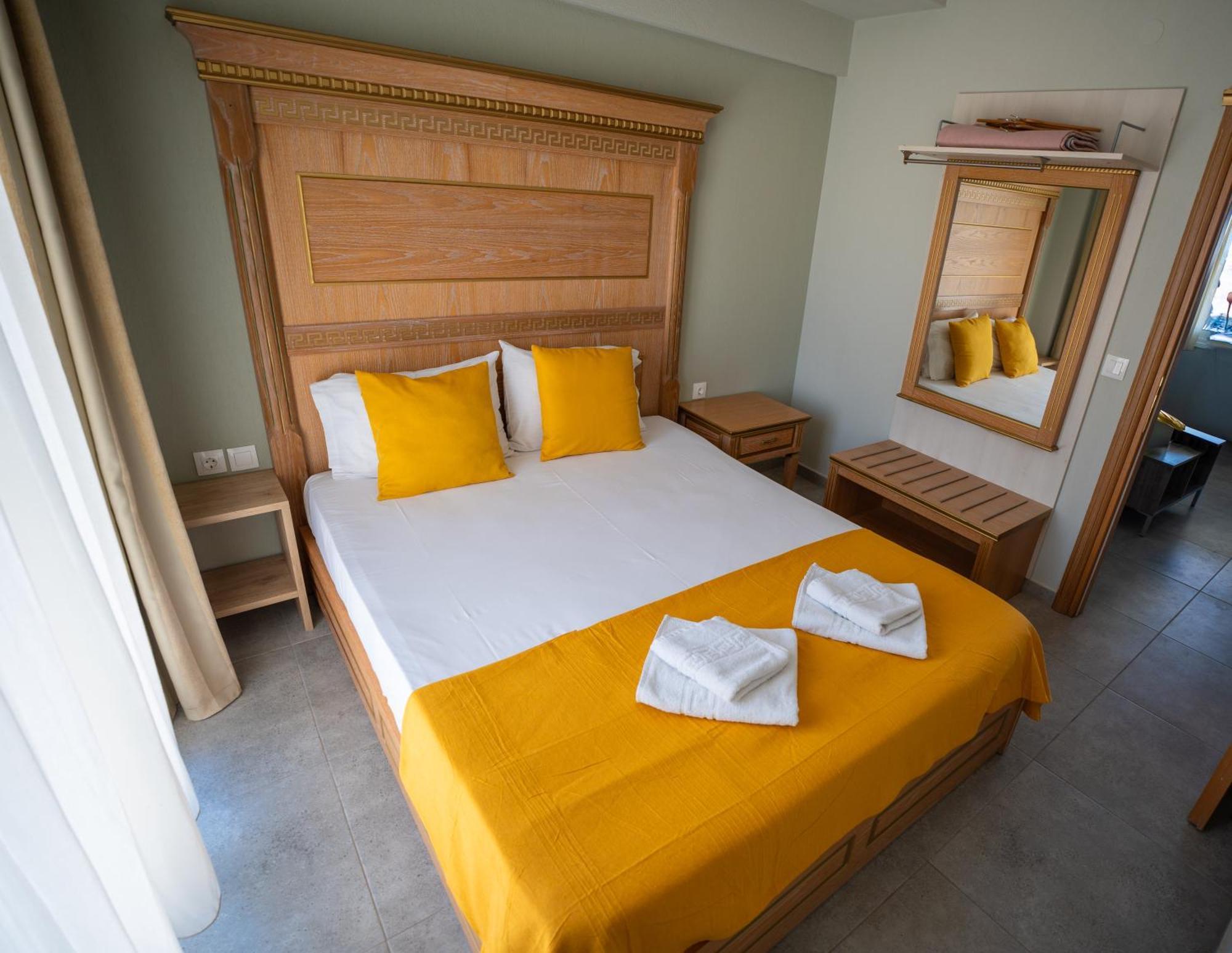 Onar By The Sea Luxurious Apartments Флогіта Екстер'єр фото